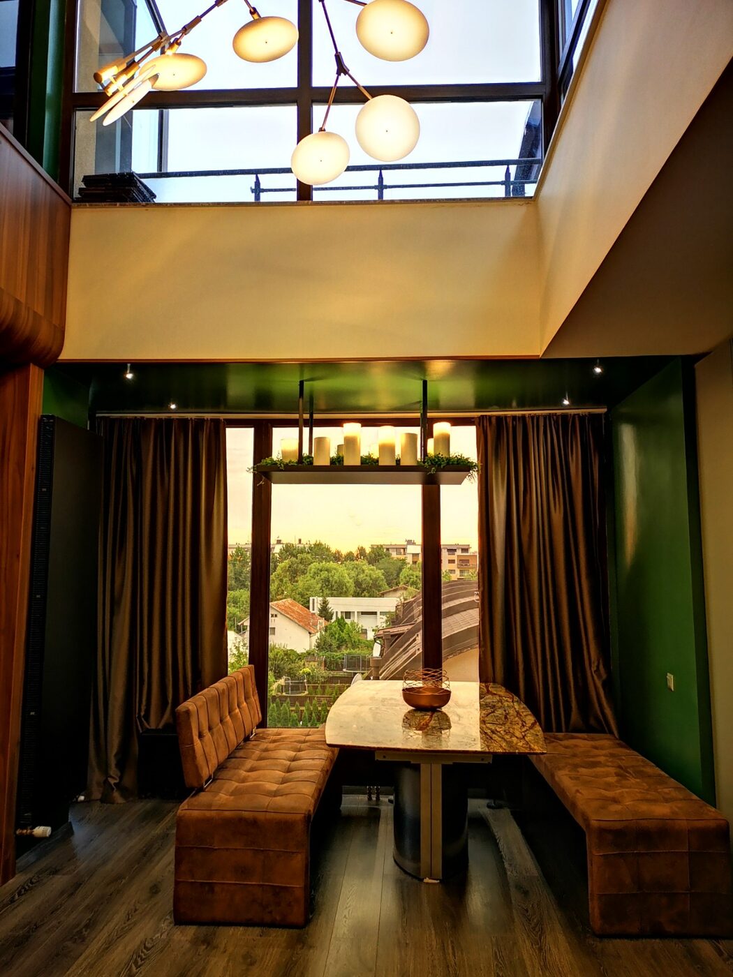 Dining cu banchetă penthouse Pipera